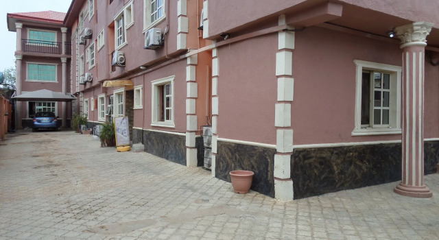 Hardrock Hotel and Suites Ltd, Buchen Sie Hotel Hotels in Lagos mit Frühstück, Frühstück