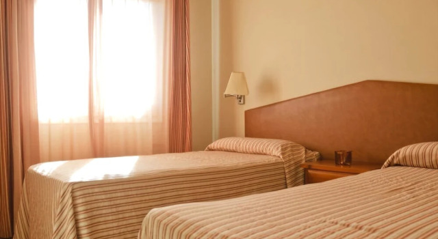 Apartamentos Tropik 24, Varaa Huoneisto Torroella de Montgrí Baix Empordà