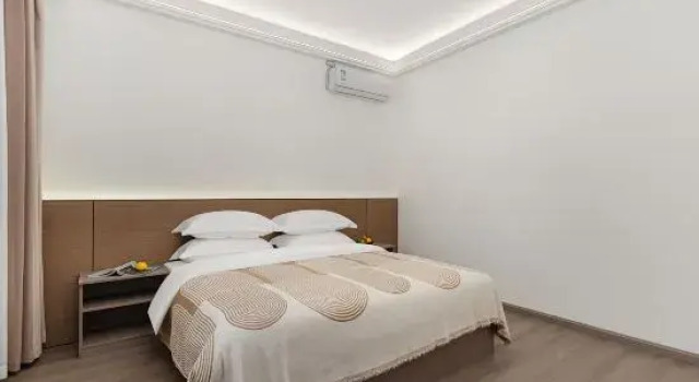 Люкс Deluxe Heyi Homestay (Lijiang Shuhe Old Town)