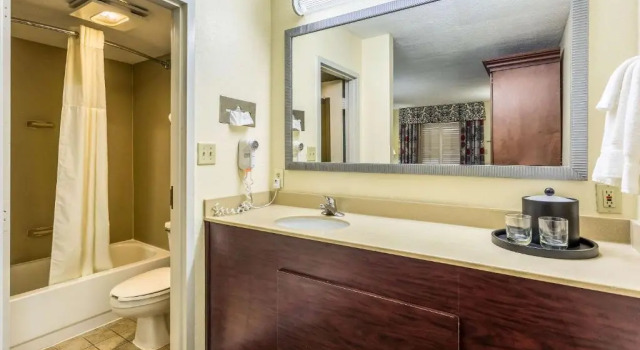 Номер Standard Clarion Pointe Huntsville Research Park