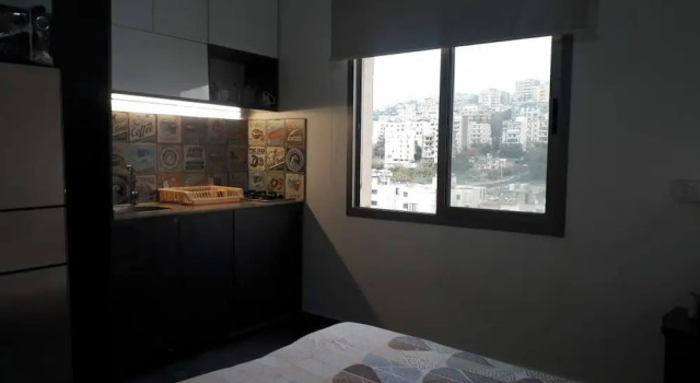 Studio In Dbayeh In A Prime Location, Wifi, 38sqm, Buchen Sie Ferienwohnung Hotels in Dbayeh mit Parkplatz, Parkplätze