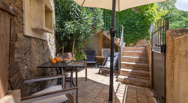 Classic apartament Château Hermitage de Combas