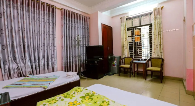 Hoa Quynh Guesthouse spot On, Забронировать Отель Отели Кау Гиай с парковкой, Парковка