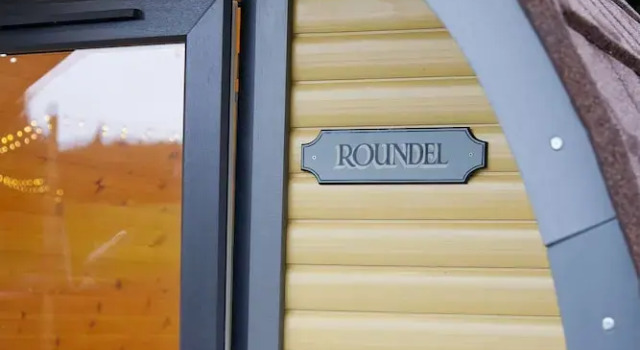 Arnprior Glamping: Roundel, Забронировать Кемпинг Отели Центральной Шотландии с парковкой, Парковка