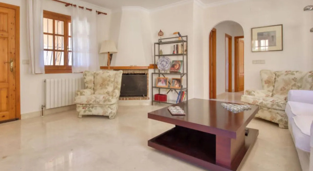 Villa Sunrise, Забронировать Вилла Мунтанья-де-ла-Селья 