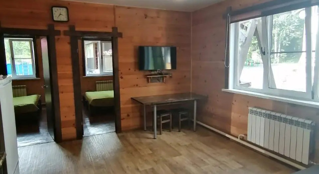 Дом в кедрах