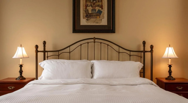 Auberge du Vieux Port by Gray Collection, Book Hotel Hotels in Montreal with Breakfast, near Clock Tower Beach, Breakfasts