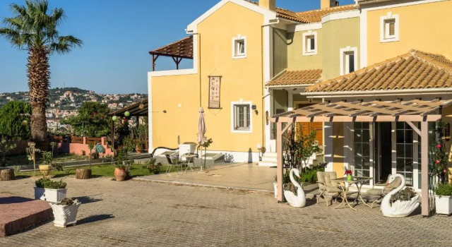 Студия Acqui Apartments