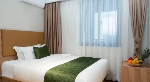 Люкс GreenTree Inn Express (Xishuangbanna Gaozhuang Xishuangjing)