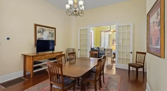 The Shaw House by 3rd Coast Getaways, Забронировать Отель Галвестон Texas Gulf Coast, рядом с UTMB Health John Sealy Hospital