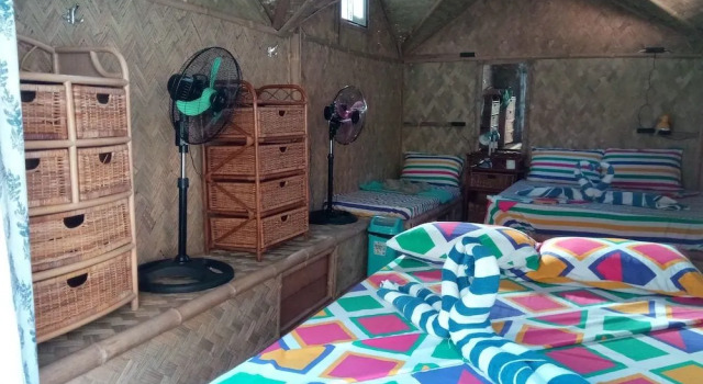 Paolyn Houseboats Coron Island