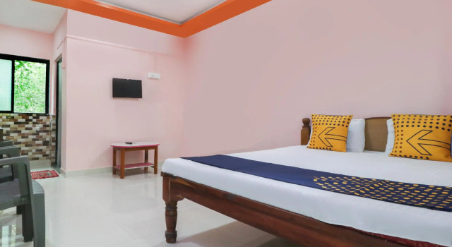 SPOT ON 68442 New Royal Inn, Забронировать Отель Мумбай Mumbai Region