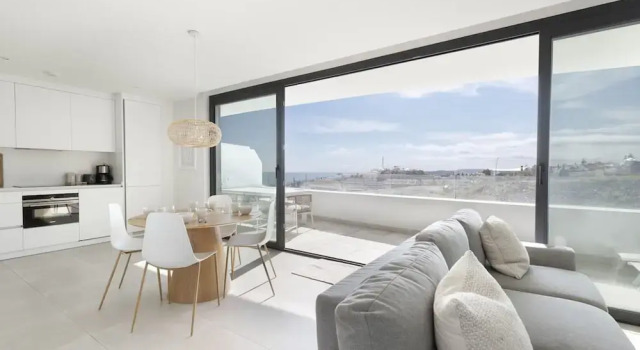 Апартаменты Elegant Luxury Suite With Terrace in Higueron