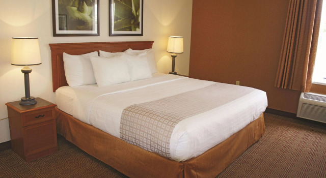 La Quinta Inn & Suites by Wyndham Lakeland East