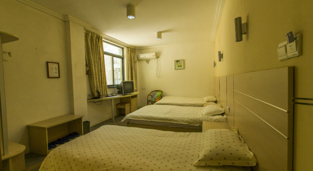 Трёхместный номер Standard Huangshan Kunlun International Youth Hostel