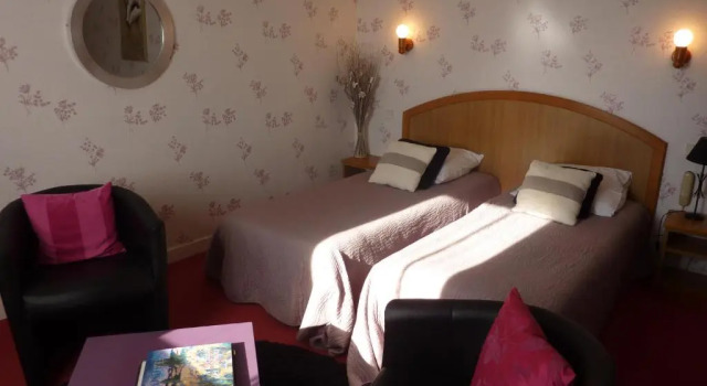 Номер Standard Hôtel A La Renommée