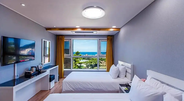 Двухместный номер Standard с видом на море Hotel Sweet Castle Jeju Hamdeok