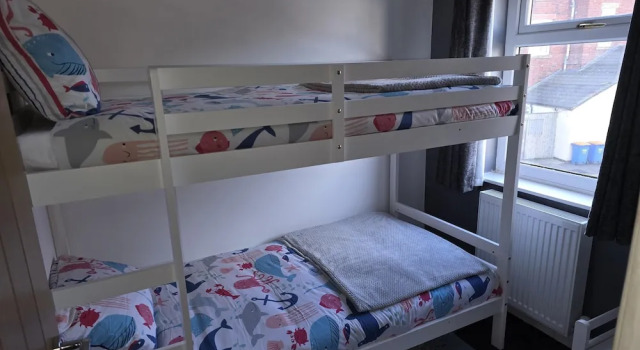 Family Holiday Apartment Blackpool South Shore
