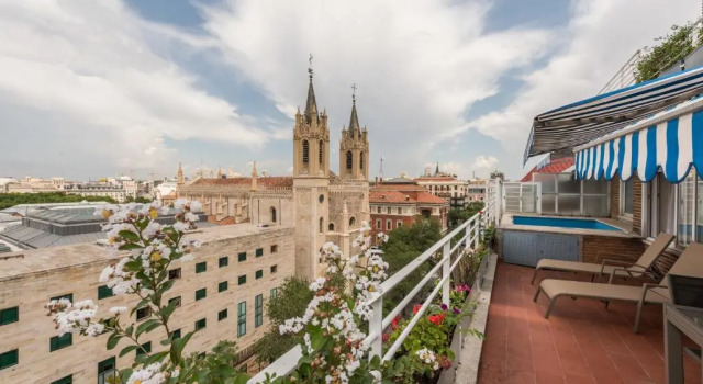 Апартаменты c 1 комнатой Apartamentos Los Jerónimos