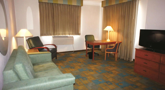 Двухместный люкс La Quinta by Wyndham Round Rock North