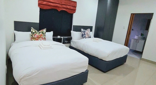 Maison akiba, Prenota Affittacamere Hotel a Gauteng con piscina, Piscina