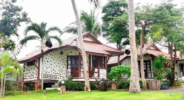 Коттедж Talkoo Beach Resort Khanom