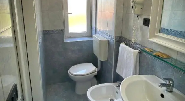 Номер Economy HOTEL DANNUNZIO