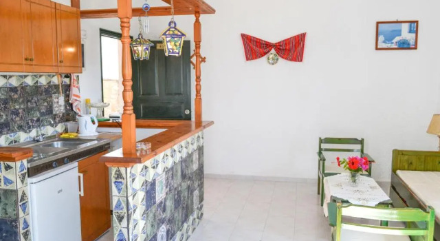 Апартаменты Hotel Finiki View