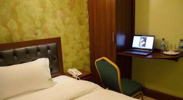 Ash White Hotel, Prenota Hotel Hotel a Nairobi con parcheggio, Parcheggio