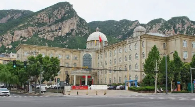 Roman Holiday Hotel, Забронировать Отель Чжэнчжоу Хэнань