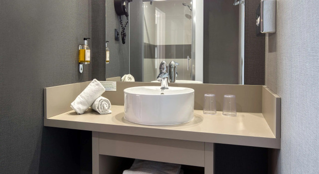 Четырёхместный номер Standard Best Western Hotel Atlantys Zenith Nantes