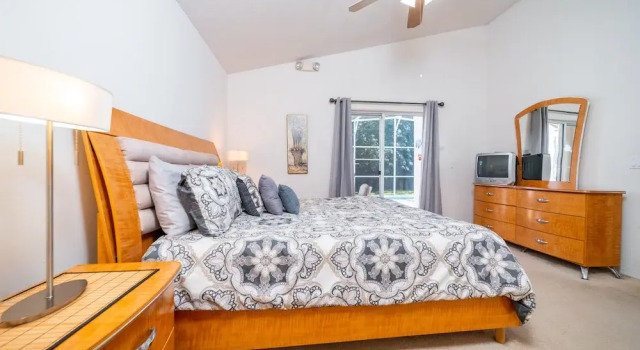 639 4-bed Orlando Vacation Home Near Disney, Rezerwuj Dom wakacyjny Kissimmee Kissimmee