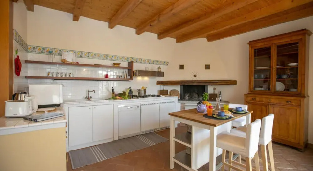 Семейный номер Standard с балконом и с видом на озеро La Casa nel Borgo Lake View