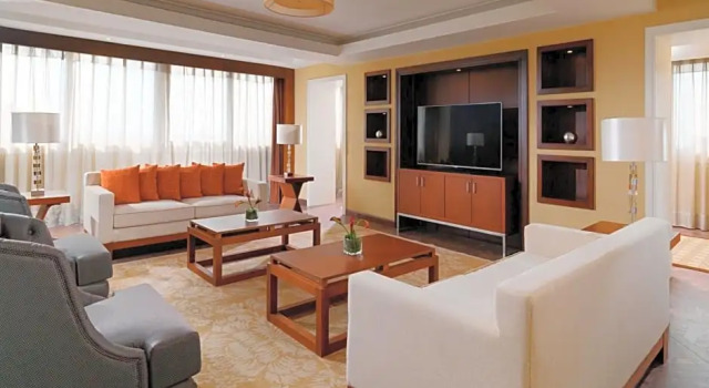 Двухместный люкс Ambassador Club Lounge Access с видом на реку Sheraton Cairo Hotel & Casino