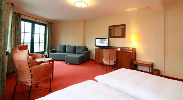 Апартаменты Romantik Hotel Kaufmannshof