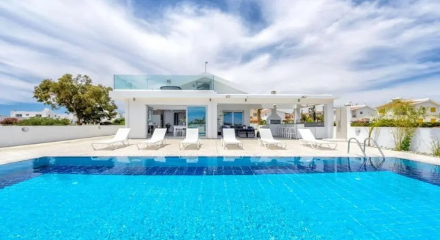 Вилла Luxury Villa Tzialli