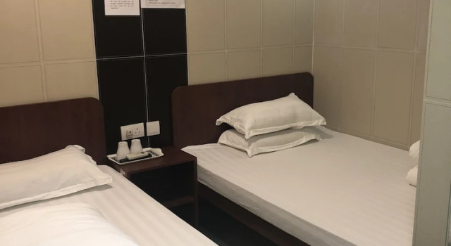 Трёхместный номер Standard Prince Hotel