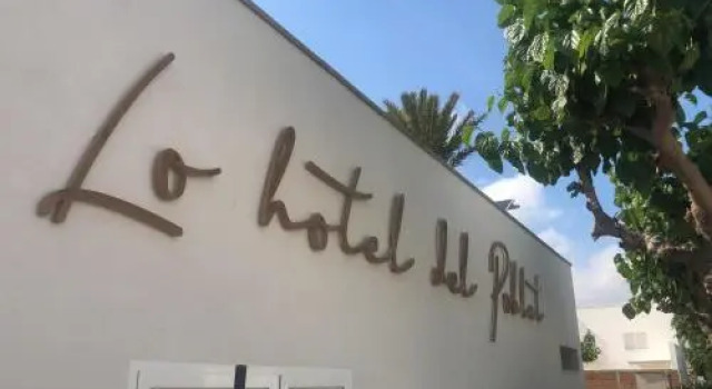 Lo Hotel del Poblet - Adults Only, Забронировать Отель Отели Дельты Эбро с бассейном, Бассейн