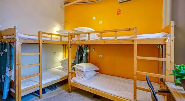 Кровать в общем номере (женский номер) Harbin Hash International Youth Hostel Harbin West Station