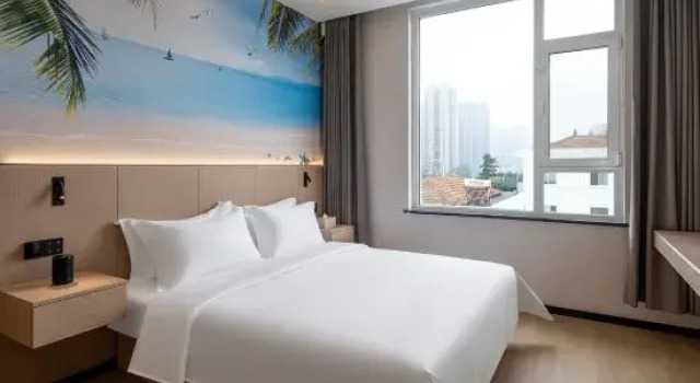 Люкс Floral Hotel·Yuehaiyuan Hotel (Weihai Liugong Island Photo Frame Branch)