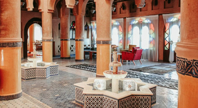 OZ Palace, Varaa Hotelli Hotellit Souss-Massa-Draa uima-altaalla, Uima-allas