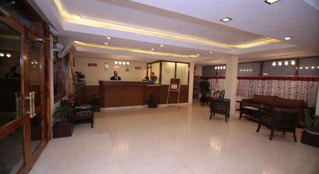 Pride De Vivendi Resort Manali, Забронировать Курортный отель Отели Манали с питанием, Пансион