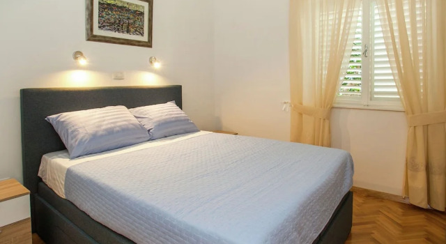 Charming Holiday Home Near Pebbly Beach, Big Sea View Terrace, Garage