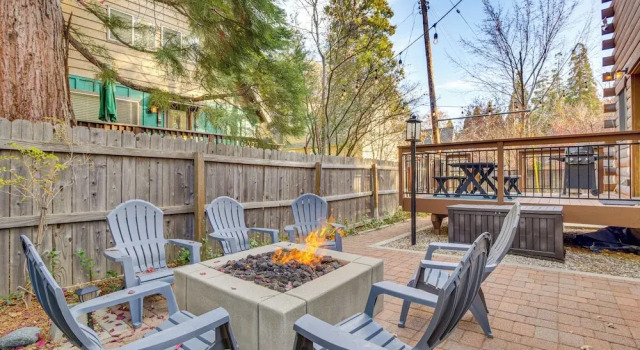 Коттедж 2 Mi to Lake Arrowhead Village: Pet-friendly Cabin