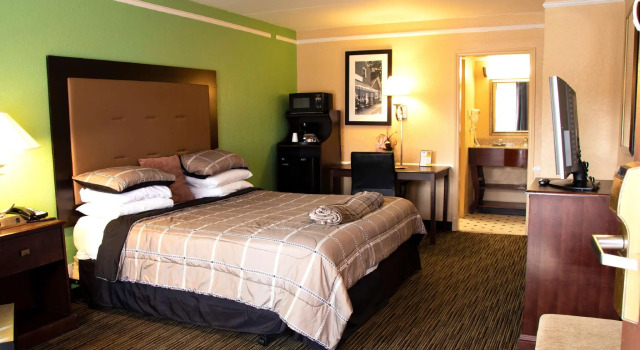 Двухместный номер Deluxe Americas Best Value Inn Charlotte, NC