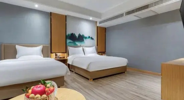 Люкс Superior Galaxy International Hotel