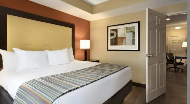 Номер Standard Garner Hotel Evansville East by IHG