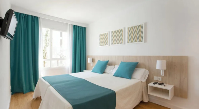 Апартаменты c 1 комнатой с балконом Cabot Hobby Club Apartments