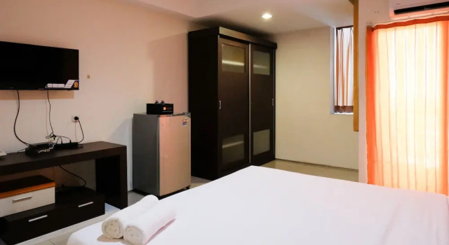 Studio Cozy And Homey Studio Apartment At High Point Serviced