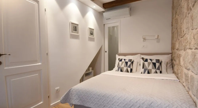 Номер Classic Live Laugh Love Dubrovnik Luxury Rooms